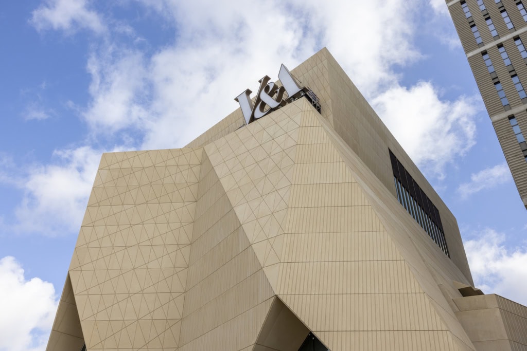 Neue Museen 2026: Das V&A East Museum London von außen