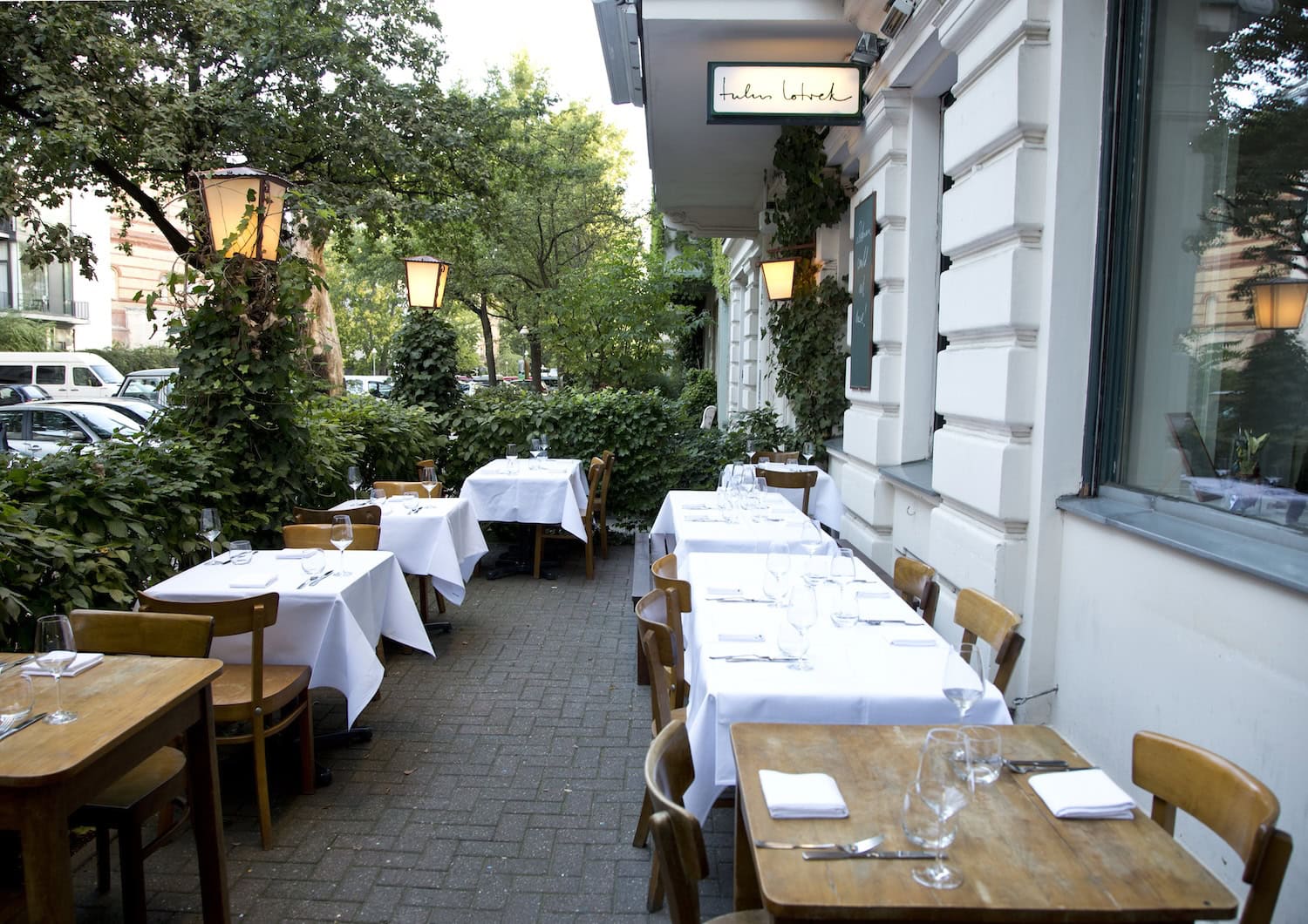 Terrasse vom Tulus Lotrek Berlin, unserem Restauranttipp