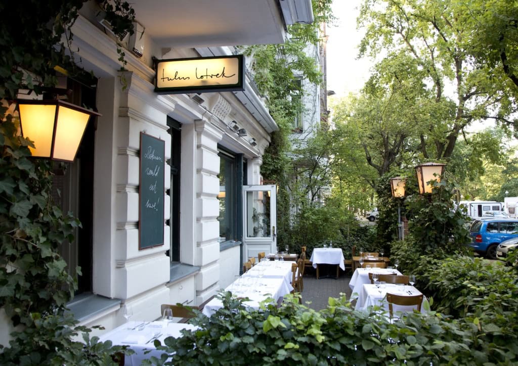 Terrasse vom Tulus Lotrek Berlin, unserem Restauranttipp