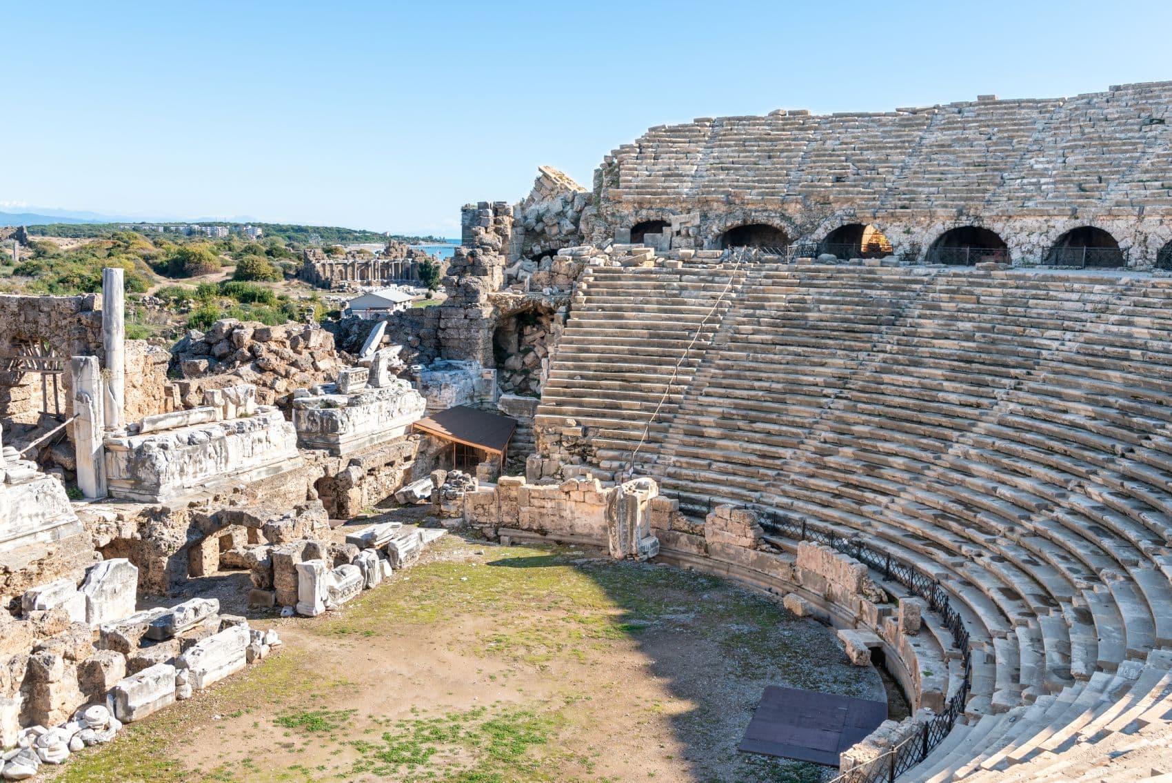Blick auf das Antike Theater von Side