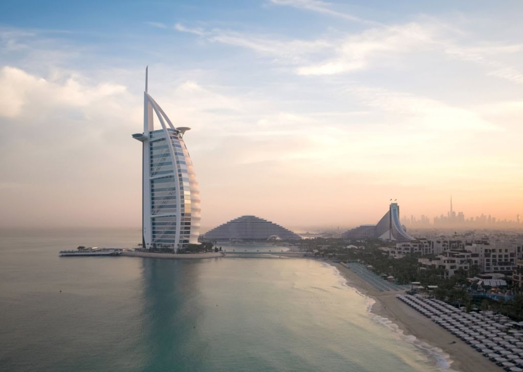 Panoramablick auf das Burj Al Arab in Dubai
