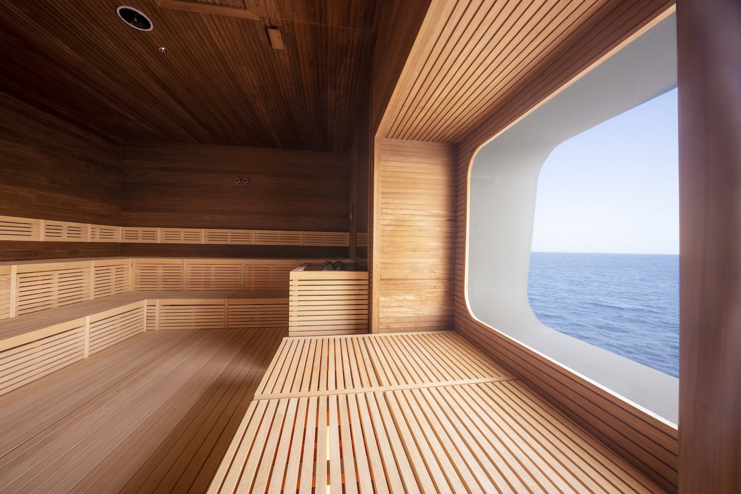 Sauna mit Meerblick: Das MSC Aurea Spa öffnet seinen Thermalbereich exklusiv für Gäste des Yacht Club.