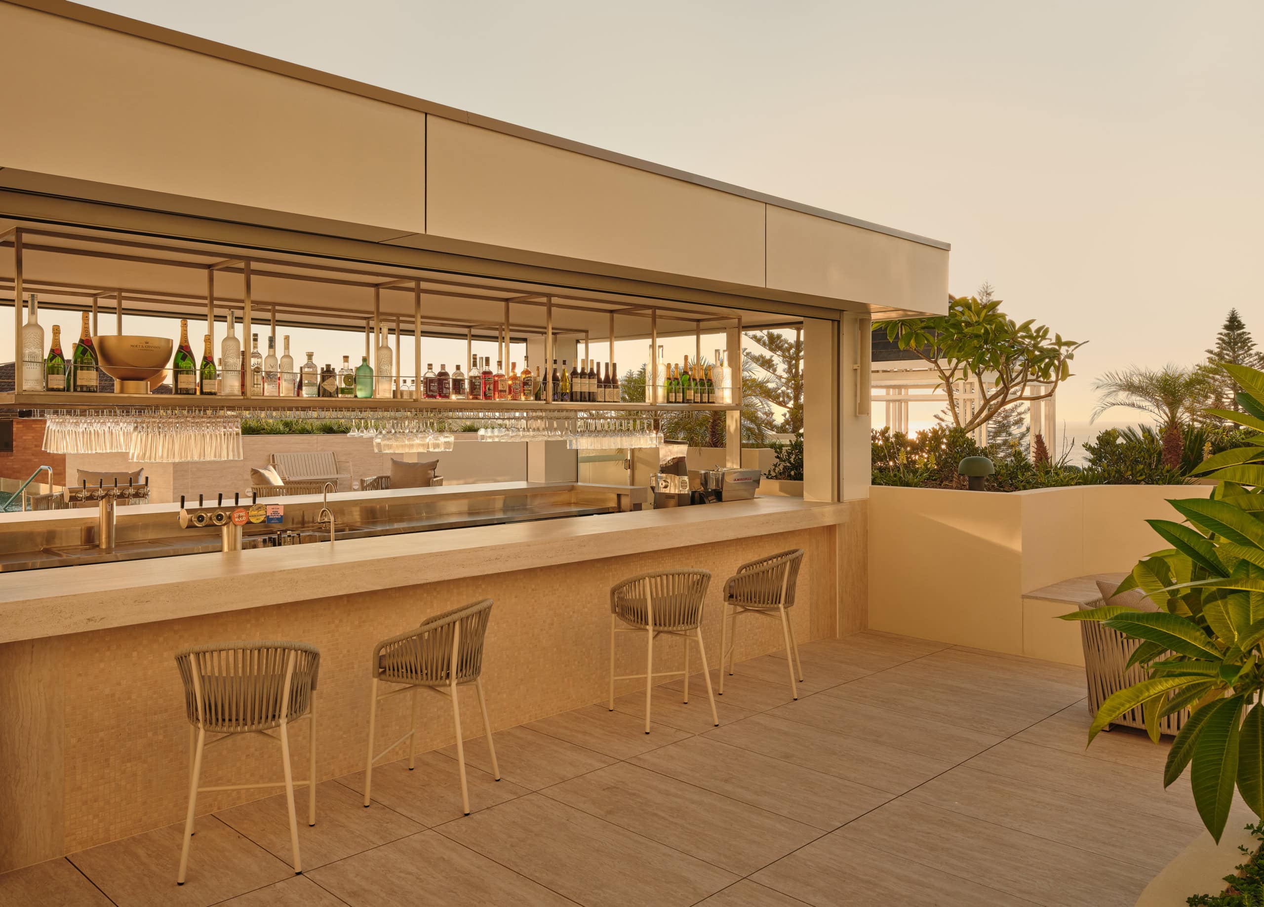 Die Pool-Bar im InterContinental Sydney Coogee Beach.