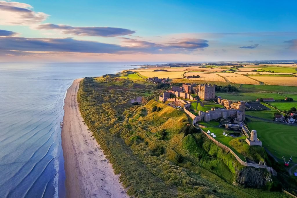 Blick auf einen Abschnitt des King Charles III England Coast Path.