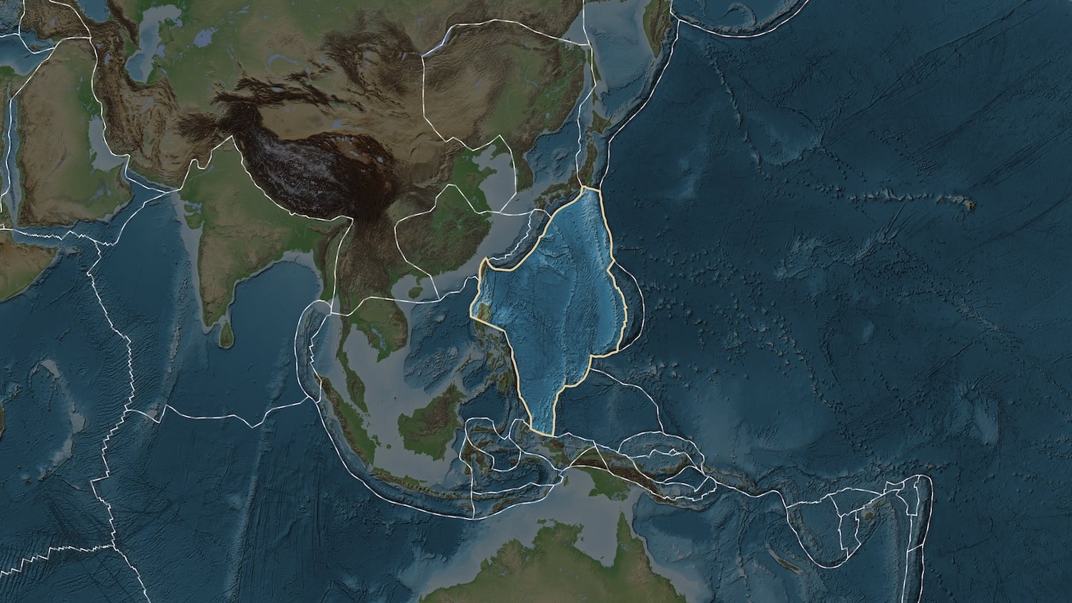 Satellitenkarte von Südostasien, gelb umrandet die Philippinische Platte zwischen Eurasischer und Pazifischer Platte, mit eingezeichneten Kontinentalplatten.