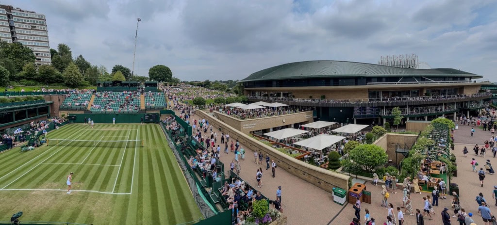 Blick auf die Anlage in Wimbledon, zu sehen ist auch der Walled Garden Food Market